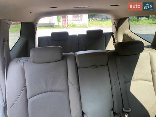 Киа Мохаве, объемом двигателя 2.96 л и пробегом 261 тыс. км за 15000 $, фото 23 на Automoto.ua