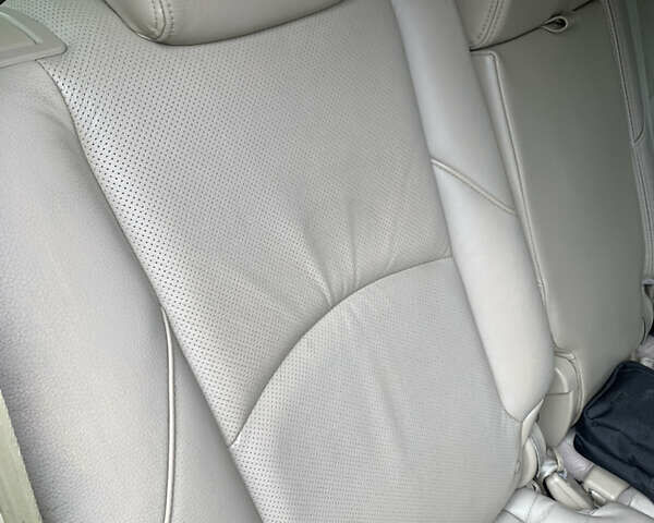 Киа Мохаве, объемом двигателя 2.96 л и пробегом 261 тыс. км за 15000 $, фото 9 на Automoto.ua