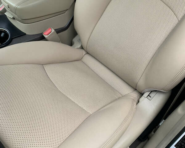 Киа Мохаве, объемом двигателя 2.96 л и пробегом 261 тыс. км за 16500 $, фото 14 на Automoto.ua