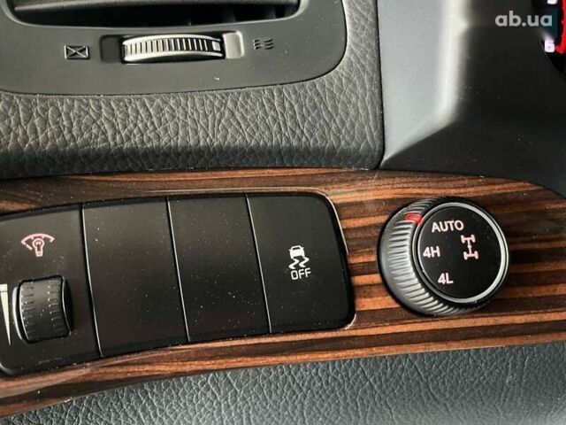 Киа Мохаве, объемом двигателя 3 л и пробегом 187 тыс. км за 24500 $, фото 11 на Automoto.ua