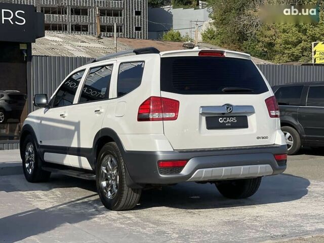 Киа Мохаве, объемом двигателя 3 л и пробегом 83 тыс. км за 19999 $, фото 5 на Automoto.ua