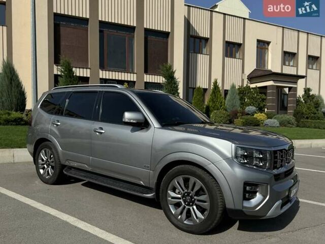 Киа Мохаве, объемом двигателя 2.96 л и пробегом 195 тыс. км за 37000 $, фото 3 на Automoto.ua