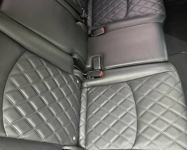 Киа Мохаве, объемом двигателя 2.96 л и пробегом 195 тыс. км за 37000 $, фото 16 на Automoto.ua