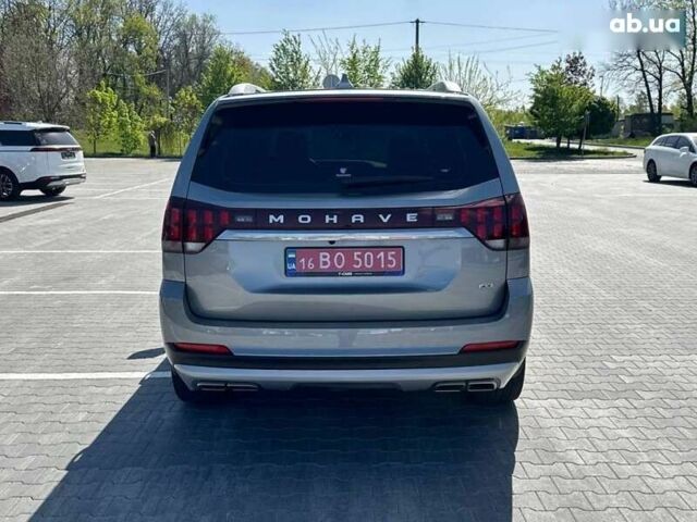 Киа Мохаве, объемом двигателя 3 л и пробегом 62 тыс. км за 52000 $, фото 5 на Automoto.ua