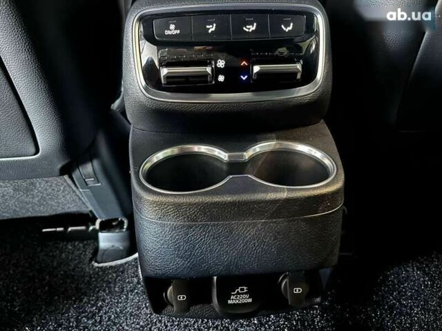 Киа Мохаве, объемом двигателя 3 л и пробегом 90 тыс. км за 47500 $, фото 18 на Automoto.ua