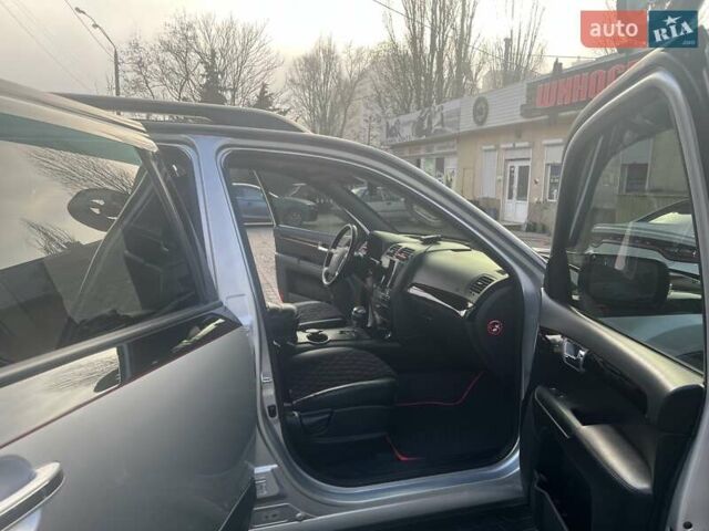 Серый Киа Мохаве, объемом двигателя 3.78 л и пробегом 118 тыс. км за 14000 $, фото 8 на Automoto.ua
