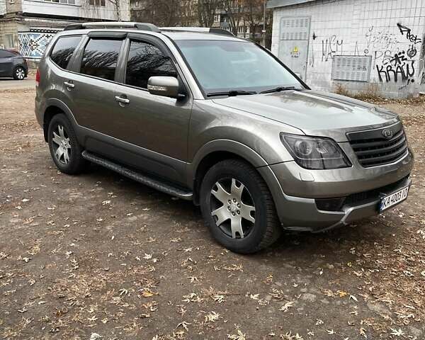 Серый Киа Мохаве, объемом двигателя 3.78 л и пробегом 293 тыс. км за 11500 $, фото 15 на Automoto.ua