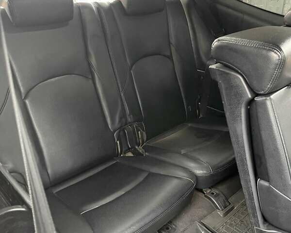 Серый Киа Мохаве, объемом двигателя 3.78 л и пробегом 293 тыс. км за 11500 $, фото 31 на Automoto.ua