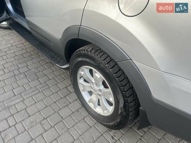 Серый Киа Мохаве, объемом двигателя 3.78 л и пробегом 118 тыс. км за 14000 $, фото 27 на Automoto.ua