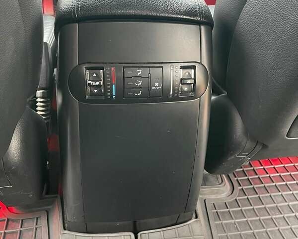 Серый Киа Мохаве, объемом двигателя 3.78 л и пробегом 293 тыс. км за 11500 $, фото 11 на Automoto.ua