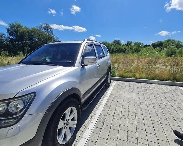 Серый Киа Мохаве, объемом двигателя 2.96 л и пробегом 215 тыс. км за 14000 $, фото 3 на Automoto.ua