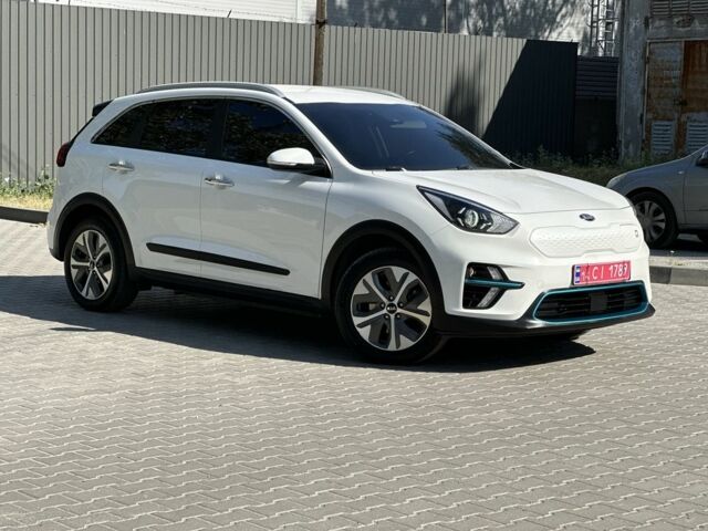 Белый Киа Niro, объемом двигателя 0 л и пробегом 49 тыс. км за 17650 $, фото 8 на Automoto.ua