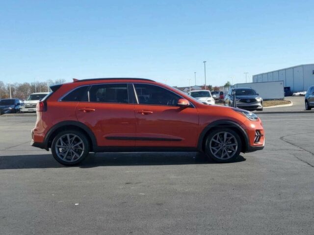 Белый Киа Niro, объемом двигателя 1.6 л и пробегом 40 тыс. км за 7400 $, фото 3 на Automoto.ua