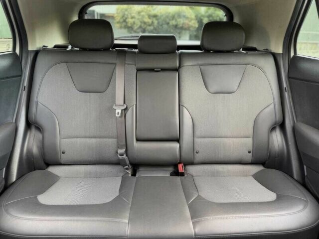 Білий Кіа Niro, об'ємом двигуна 1.6 л та пробігом 19 тис. км за 18300 $, фото 10 на Automoto.ua