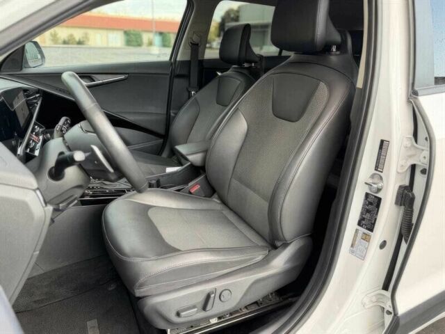 Білий Кіа Niro, об'ємом двигуна 1.6 л та пробігом 19 тис. км за 18300 $, фото 9 на Automoto.ua