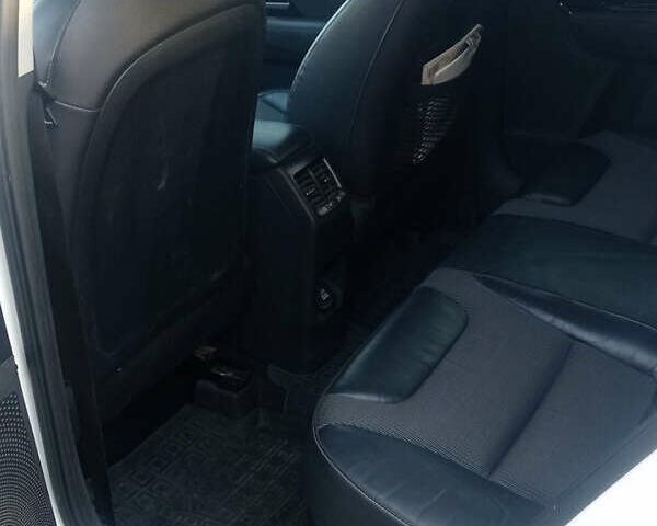 Белый Киа Niro, объемом двигателя 1.58 л и пробегом 225 тыс. км за 16600 $, фото 14 на Automoto.ua