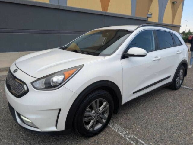 Белый Киа Niro, объемом двигателя 1.6 л и пробегом 64 тыс. км за 10300 $, фото 2 на Automoto.ua