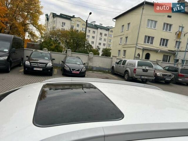Белый Киа Niro, объемом двигателя 1.58 л и пробегом 193 тыс. км за 16300 $, фото 19 на Automoto.ua