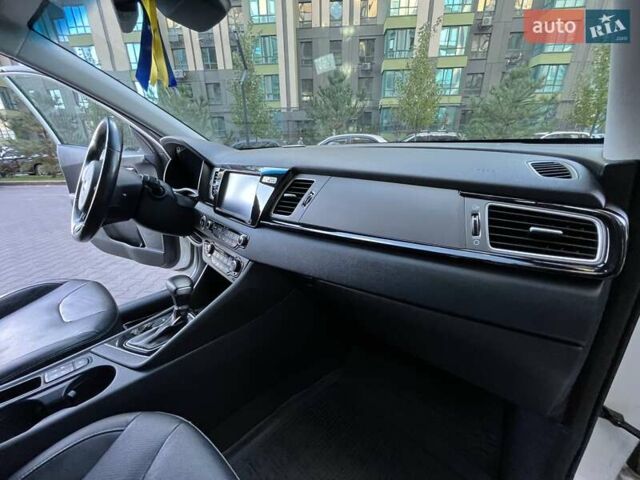 Белый Киа Niro, объемом двигателя 1.58 л и пробегом 147 тыс. км за 20000 $, фото 45 на Automoto.ua