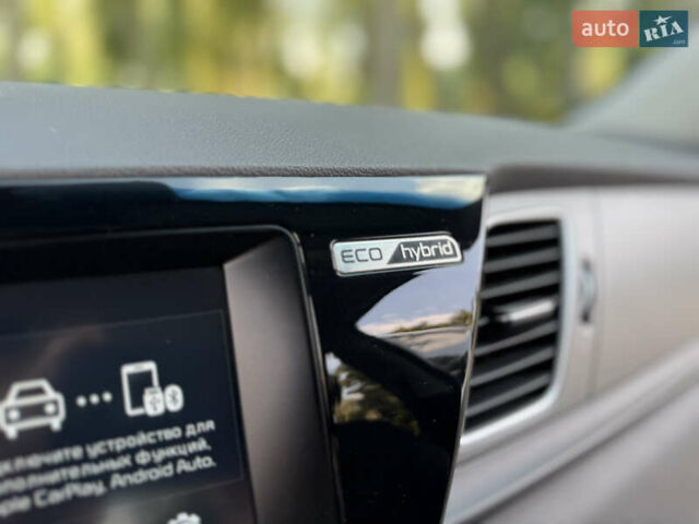 Белый Киа Niro, объемом двигателя 1.6 л и пробегом 160 тыс. км за 15400 $, фото 47 на Automoto.ua