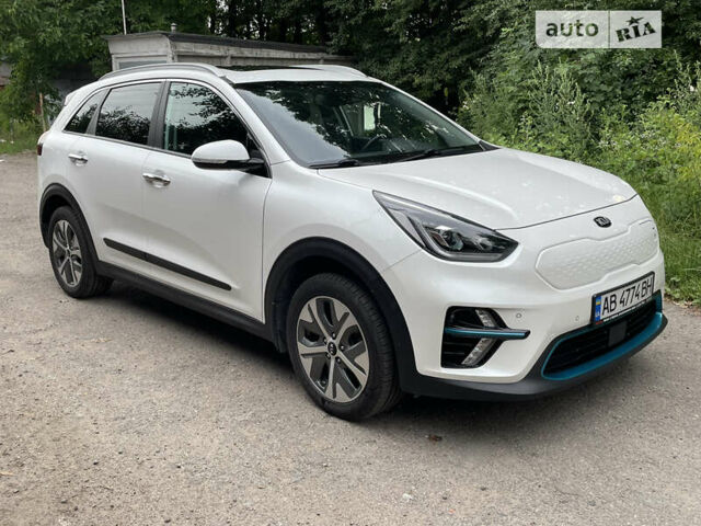 Белый Киа Niro, объемом двигателя 0 л и пробегом 73 тыс. км за 27300 $, фото 6 на Automoto.ua