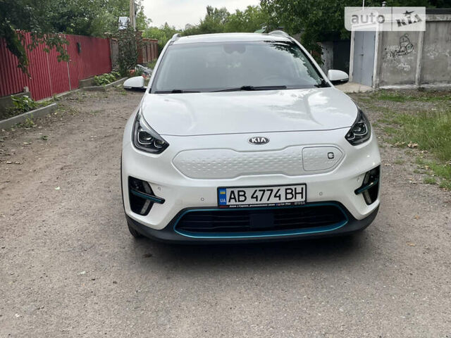 Белый Киа Niro, объемом двигателя 0 л и пробегом 73 тыс. км за 27300 $, фото 8 на Automoto.ua