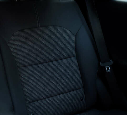 Белый Киа Niro, объемом двигателя 1.58 л и пробегом 325 тыс. км за 13000 $, фото 15 на Automoto.ua