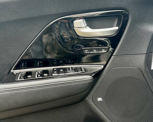 Белый Киа Niro, объемом двигателя 0 л и пробегом 137 тыс. км за 17999 $, фото 24 на Automoto.ua