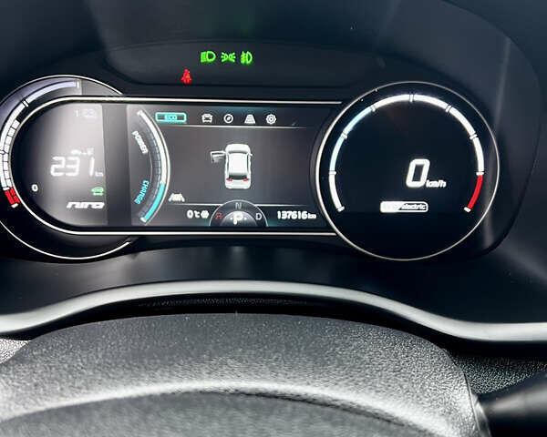 Белый Киа Niro, объемом двигателя 0 л и пробегом 137 тыс. км за 17999 $, фото 45 на Automoto.ua