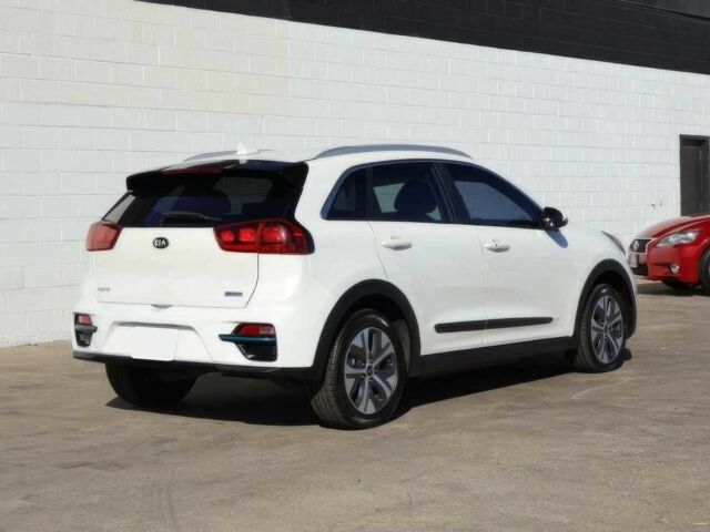 Білий Кіа Niro, об'ємом двигуна 0 л та пробігом 46 тис. км за 14150 $, фото 5 на Automoto.ua