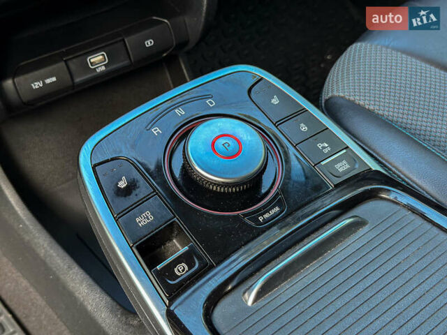Білий Кіа Niro, об'ємом двигуна 0 л та пробігом 204 тис. км за 17800 $, фото 70 на Automoto.ua