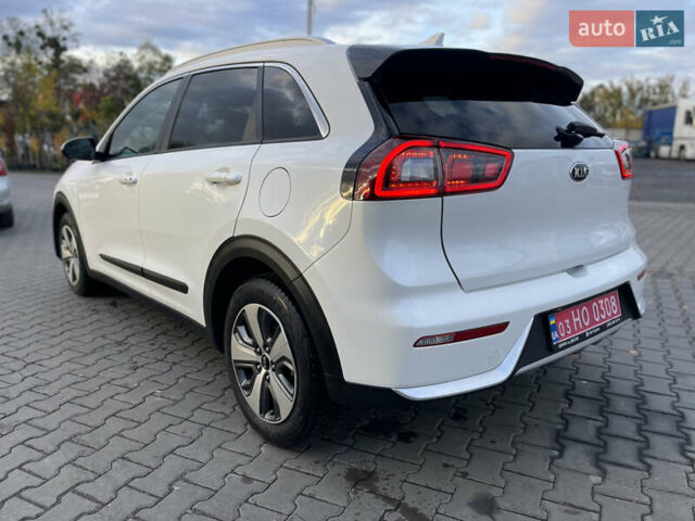 Киа Niro 2019 в Луцке на Automoto.ua Белый Киа Niro, объемом двигателя 1.58 л и пробегом 212 тыс. км за 15999 $, фото 9 на Automoto.ua