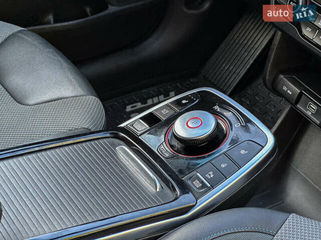 Білий Кіа Niro, об'ємом двигуна 0 л та пробігом 204 тис. км за 17800 $, фото 114 на Automoto.ua