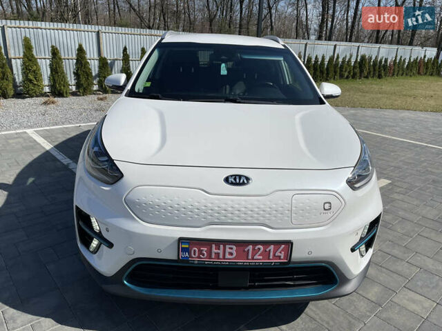 Белый Киа Niro, объемом двигателя 0 л и пробегом 151 тыс. км за 16800 $, фото 2 на Automoto.ua