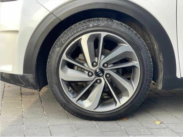 Киа Niro 2019 в Киеве на Automoto.ua Белый Киа Niro, объемом двигателя 1.6 л и пробегом 114 тыс. км за 11400 $, фото 15 на Automoto.ua