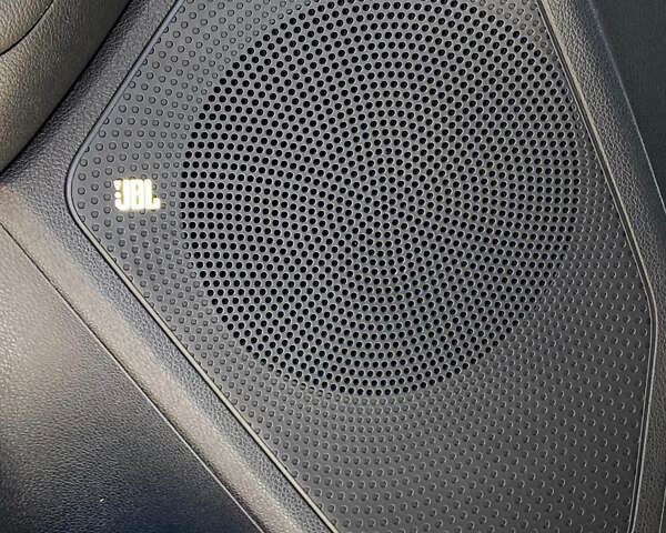 Белый Киа Niro, объемом двигателя 0 л и пробегом 70 тыс. км за 18850 $, фото 33 на Automoto.ua