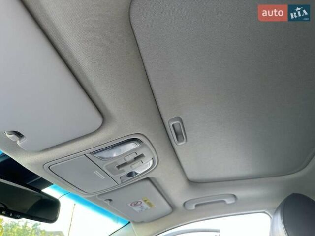 Белый Киа Niro, объемом двигателя 0 л и пробегом 145 тыс. км за 19700 $, фото 50 на Automoto.ua