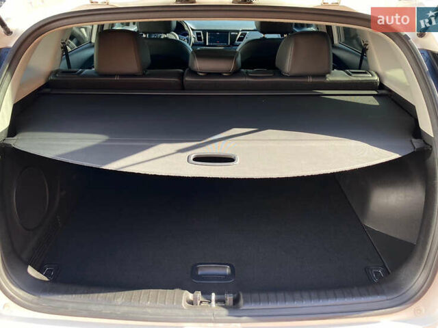 Белый Киа Niro, объемом двигателя 0 л и пробегом 70 тыс. км за 18850 $, фото 28 на Automoto.ua