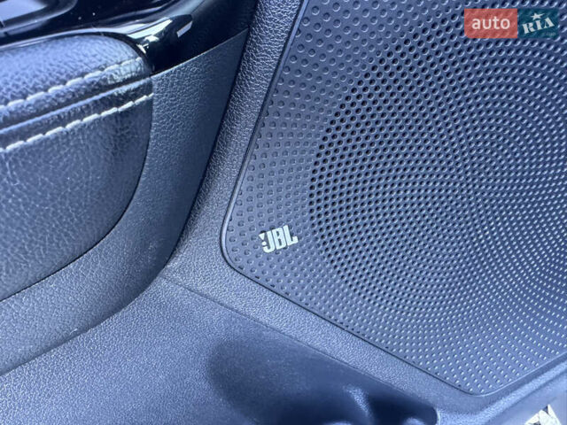 Белый Киа Niro, объемом двигателя 0 л и пробегом 210 тыс. км за 15900 $, фото 30 на Automoto.ua