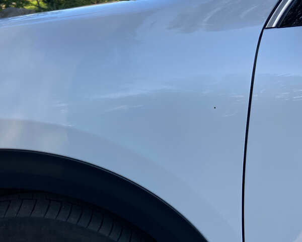 Білий Кіа Niro, об'ємом двигуна 0 л та пробігом 164 тис. км за 13500 $, фото 22 на Automoto.ua