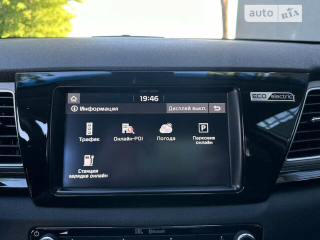 Білий Кіа Niro, об'ємом двигуна 0 л та пробігом 155 тис. км за 19000 $, фото 42 на Automoto.ua