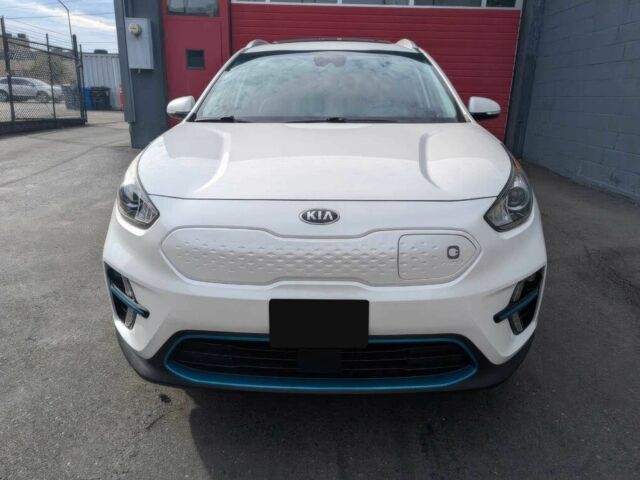 Белый Киа Niro, объемом двигателя 0 л и пробегом 43 тыс. км за 15000 $, фото 1 на Automoto.ua