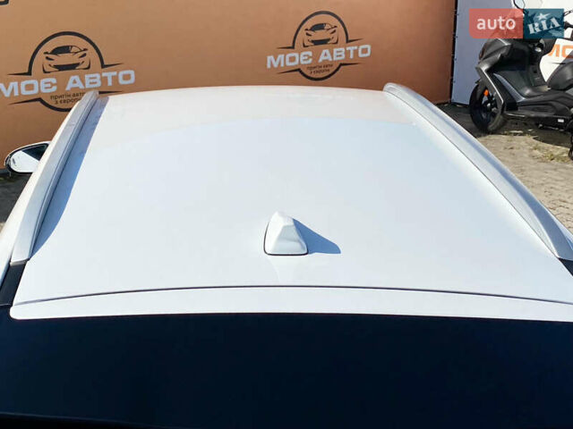 Белый Киа Niro, объемом двигателя 0 л и пробегом 68 тыс. км за 19500 $, фото 8 на Automoto.ua
