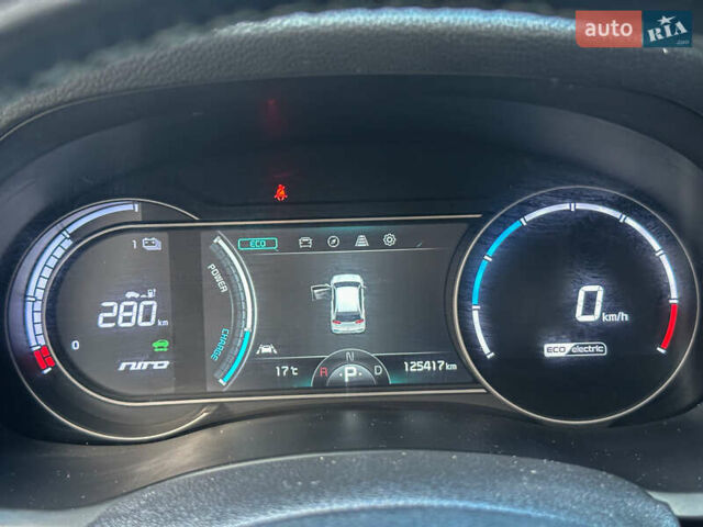 Білий Кіа Niro, об'ємом двигуна 0 л та пробігом 204 тис. км за 17800 $, фото 78 на Automoto.ua
