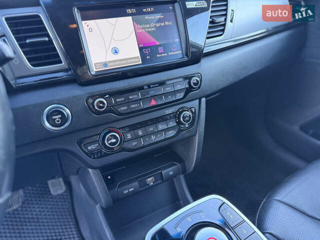 Белый Киа Niro, объемом двигателя 0 л и пробегом 210 тыс. км за 15900 $, фото 39 на Automoto.ua