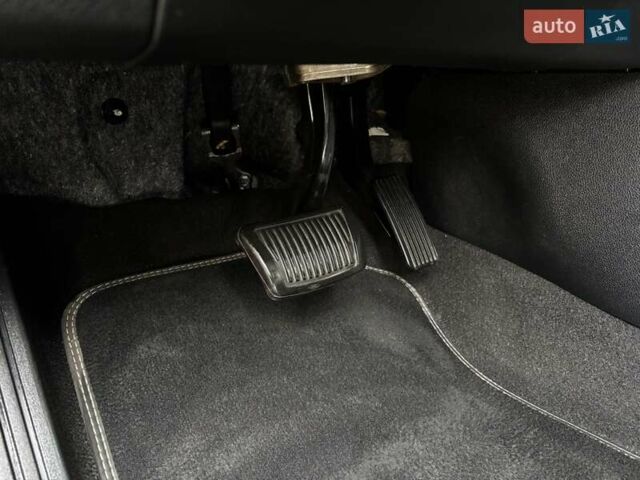 Белый Киа Niro, объемом двигателя 0 л и пробегом 100 тыс. км за 18999 $, фото 36 на Automoto.ua