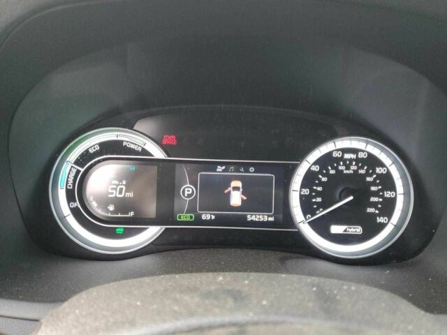 Білий Кіа Niro, об'ємом двигуна 1.6 л та пробігом 86 тис. км за 4100 $, фото 8 на Automoto.ua