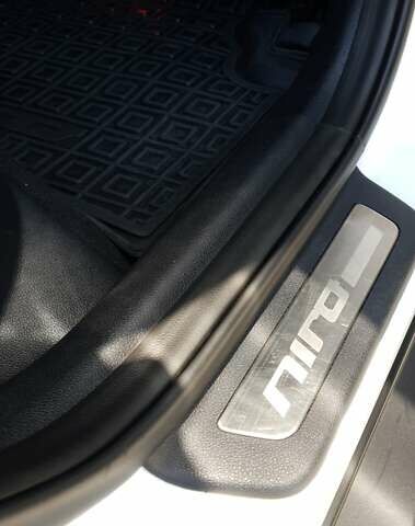 Білий Кіа Niro, об'ємом двигуна 0 л та пробігом 199 тис. км за 20000 $, фото 42 на Automoto.ua