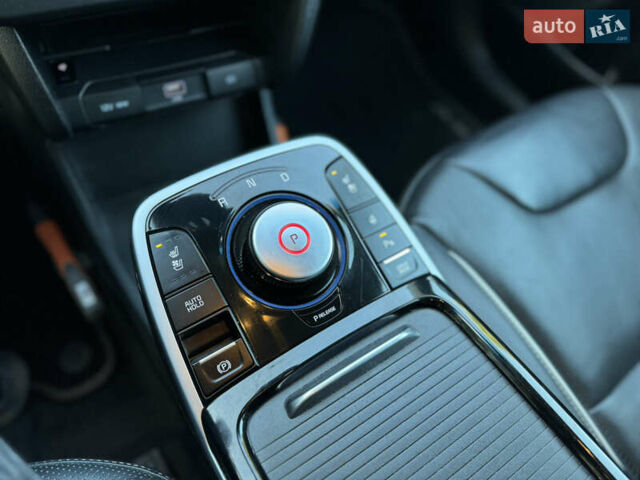 Белый Киа Niro, объемом двигателя 0 л и пробегом 147 тыс. км за 18500 $, фото 29 на Automoto.ua