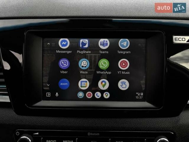 Белый Киа Niro, объемом двигателя 0 л и пробегом 100 тыс. км за 18999 $, фото 47 на Automoto.ua